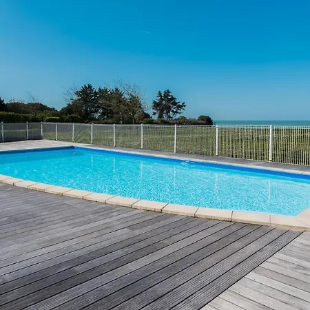 Apartment T3 Standing En Bord De - Piscine Et Parking